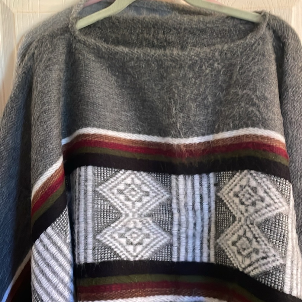 100% Wool, Handwoven Poncho/Shall